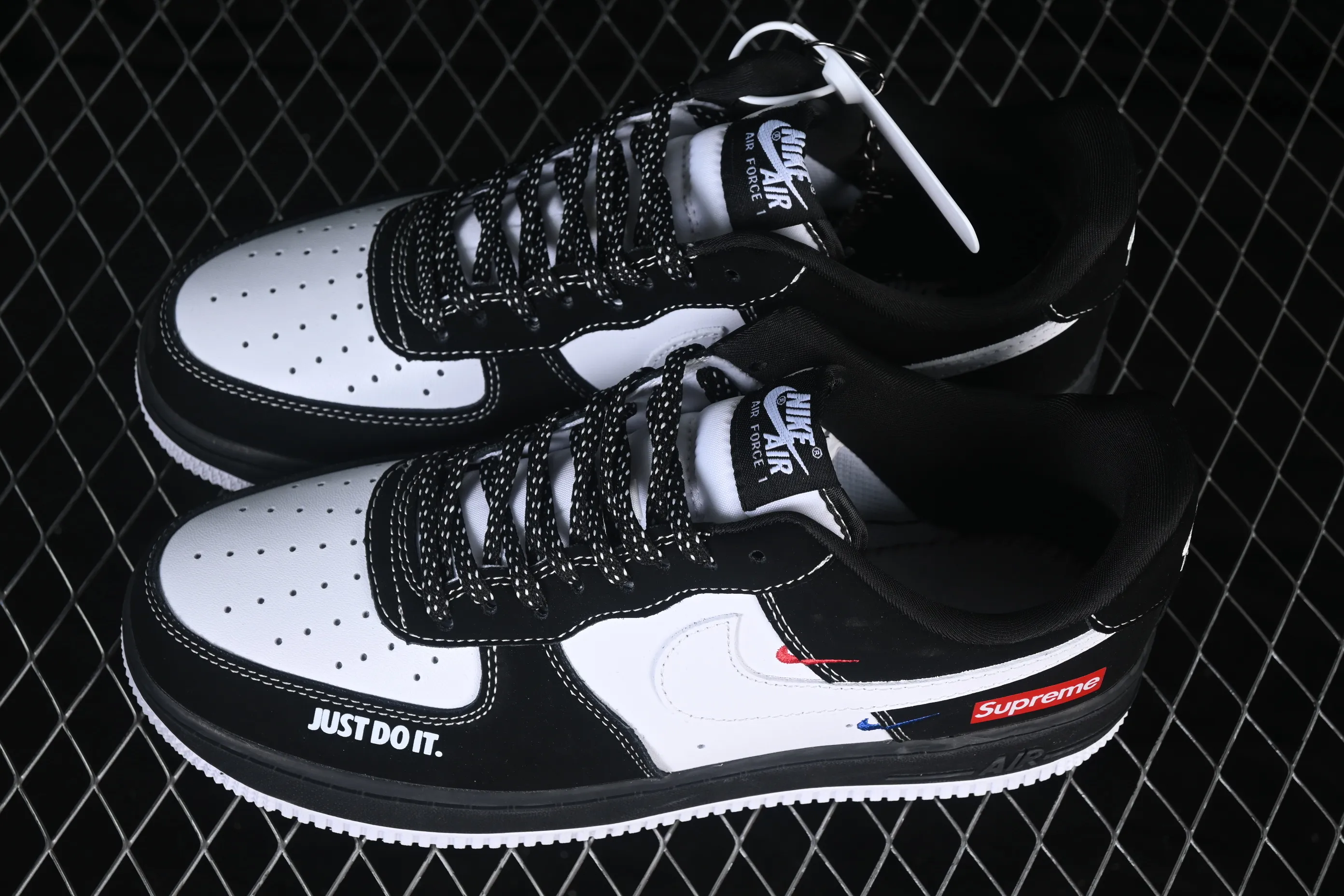 All categories Nk Air Force 1 Air Force series Nk Air Force 1 Low Air Force low-top Nike Air Force 1'07 Low minimalist contrast color Air Force 1 low-top casual sneakers KJ1688-027